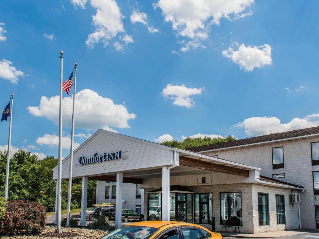 Quality Inn Waynesburg Exterior photo