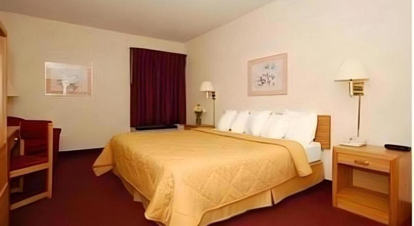 Quality Inn Waynesburg Exterior photo