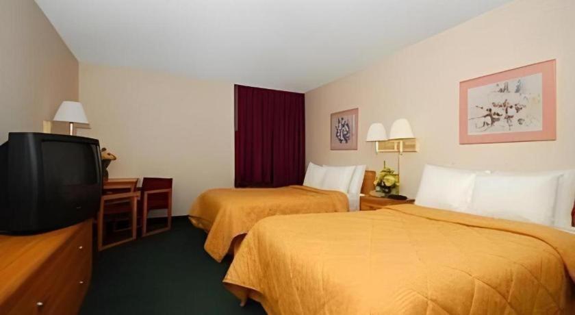 Quality Inn Waynesburg Exterior photo